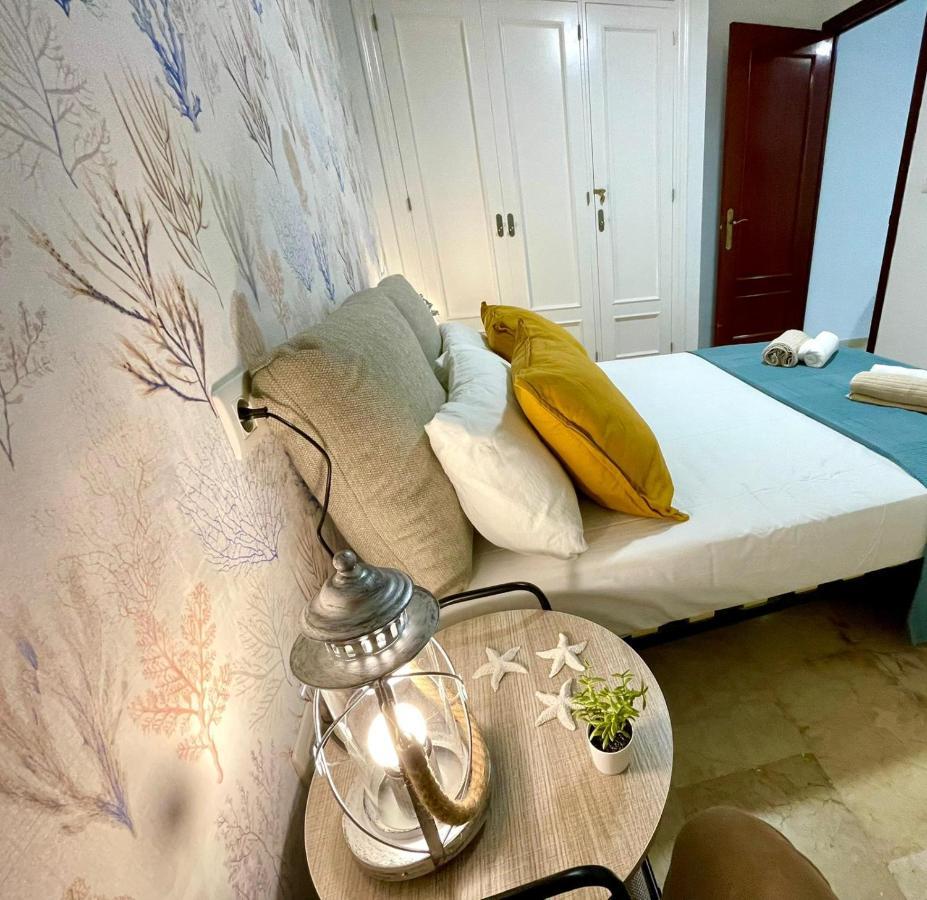 Gatu Villa Gadir, Preferente Mayores De 25 Anos Y Familias Cadiz Ngoại thất bức ảnh