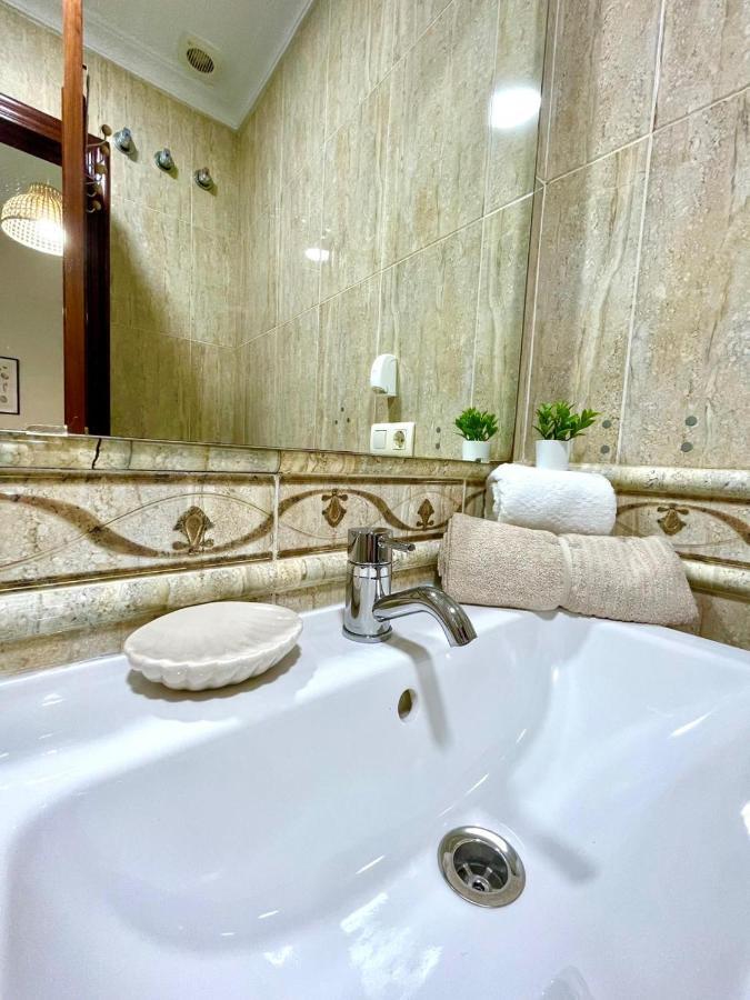 Gatu Villa Gadir, Preferente Mayores De 25 Anos Y Familias Cadiz Ngoại thất bức ảnh