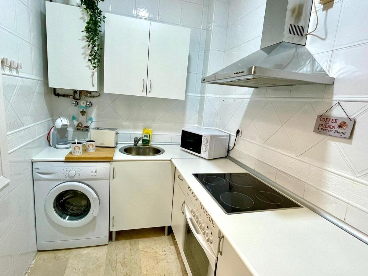 Gatu Villa Gadir, Preferente Mayores De 25 Anos Y Familias Cadiz Ngoại thất bức ảnh