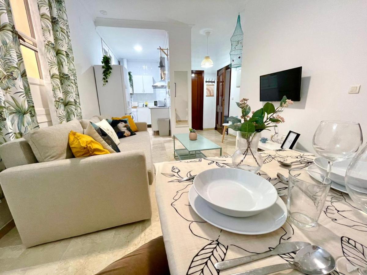 Gatu Villa Gadir, Preferente Mayores De 25 Anos Y Familias Cadiz Ngoại thất bức ảnh